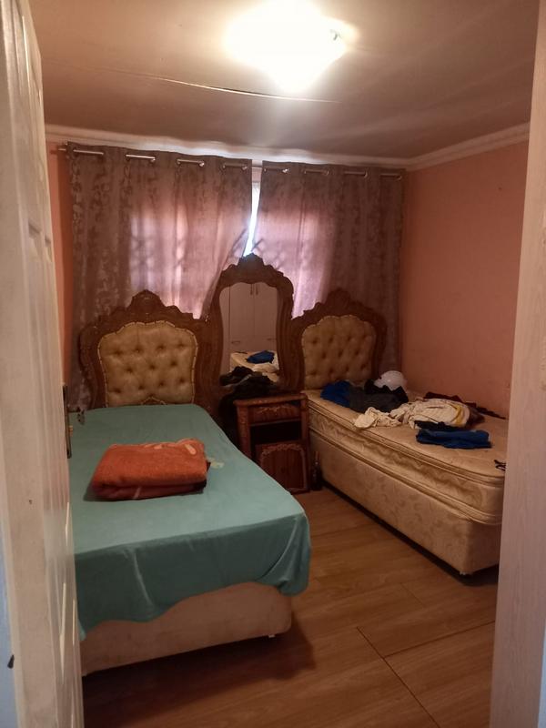 2 Bedroom Property for Sale in Thabong Free State